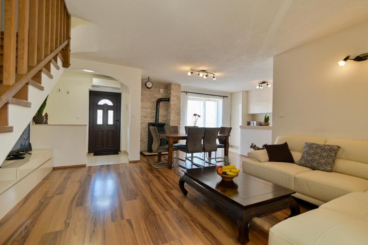 Apartman Ciciliani Трогір Екстер'єр фото