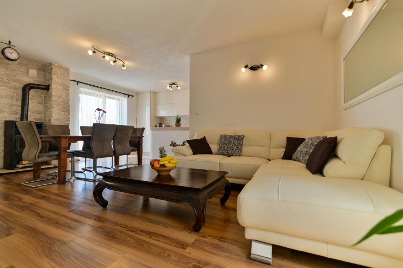 Apartman Ciciliani Трогір Екстер'єр фото