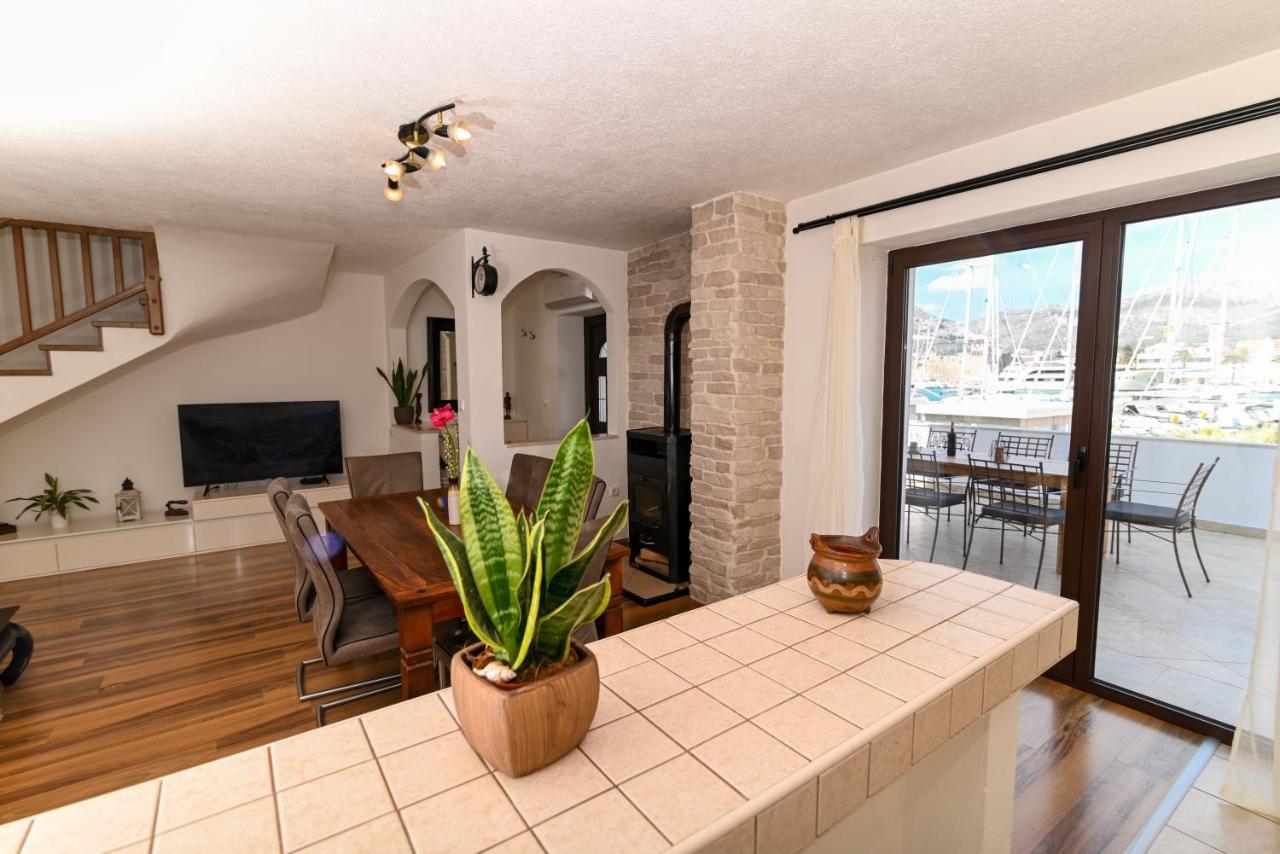 Apartman Ciciliani Трогір Екстер'єр фото